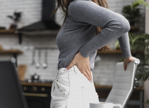 Боль в спине - причины, к какому врачу идти и лечение в Рязани - ЛДЦ «Мария»